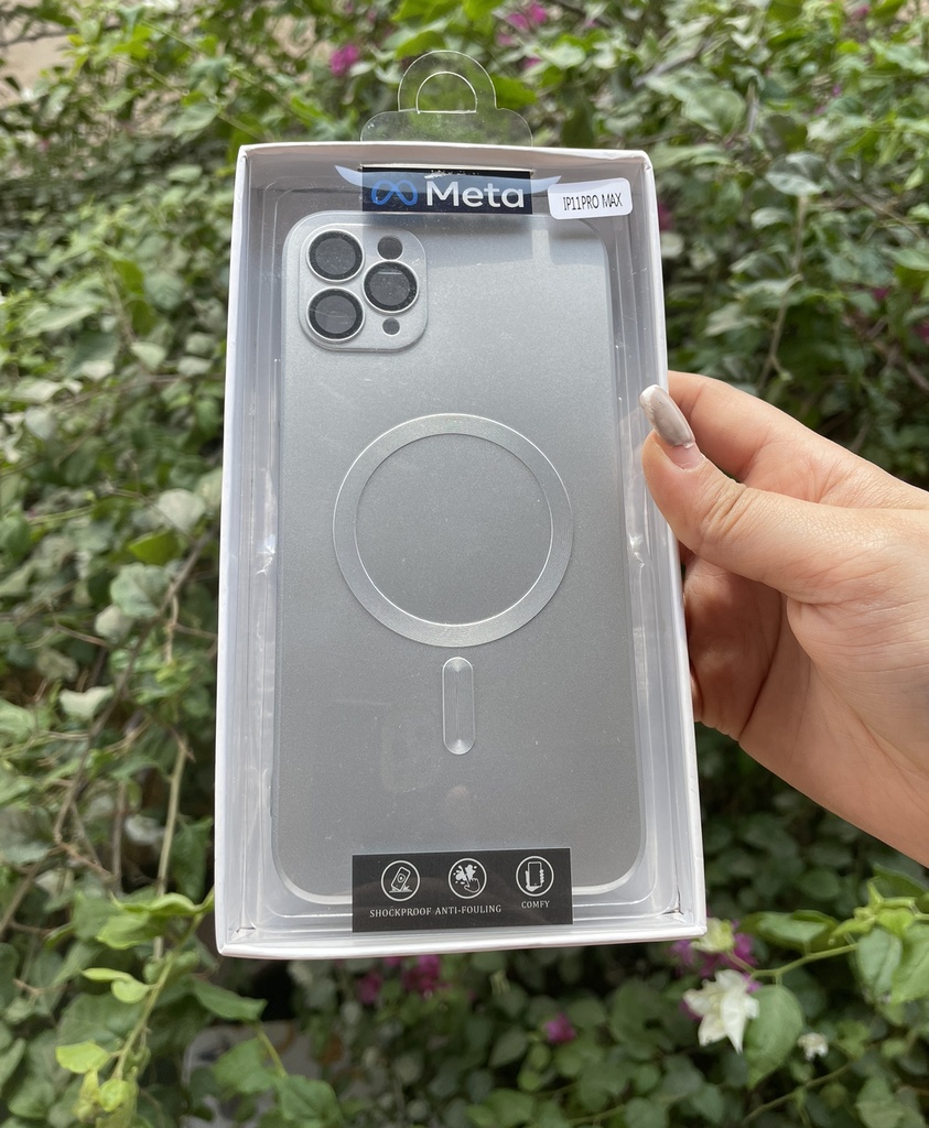 MAGSAFE META جراب ألوان فري وشكل براحتك