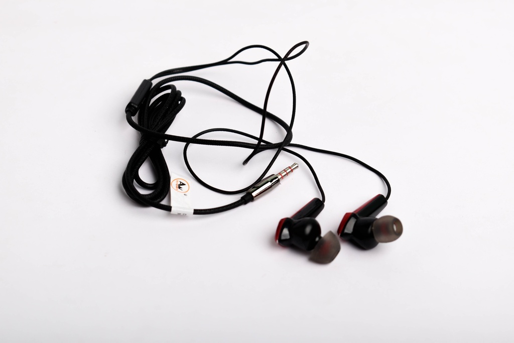 AYUNWISH IN-EAR AW-831 سماعة