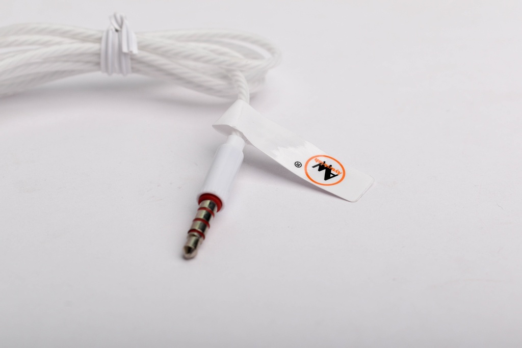 AYUNWISH MUSIC AW-22 سماعة