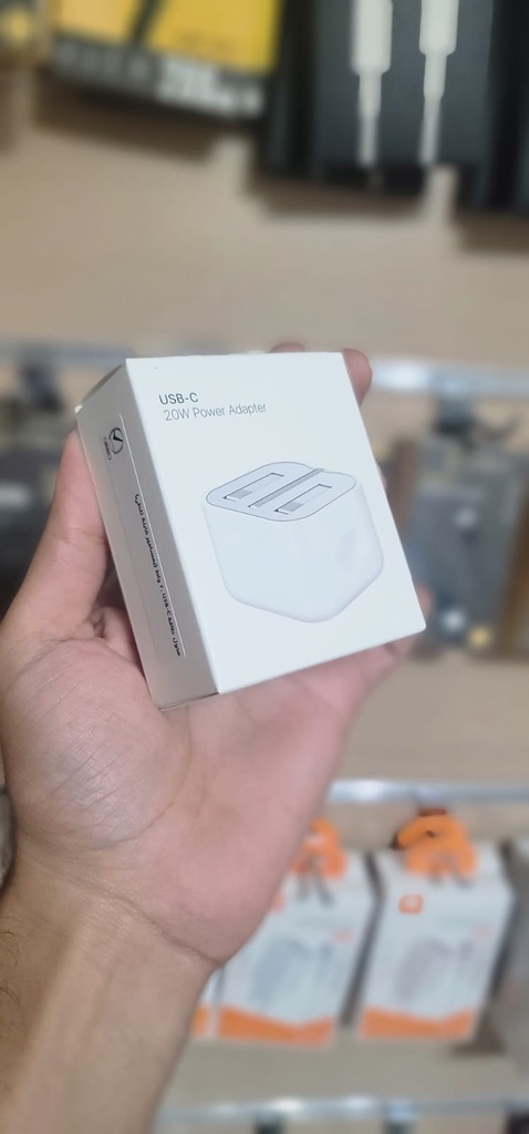 12 PRO MAX راس شاحن ايفون ثلاثي اصلي تصنيع